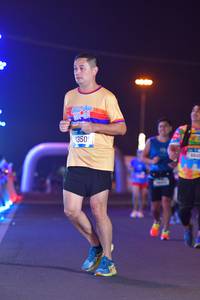 BIB: 1350
                            <button type="button" onclick="openModal(21573999)" class="btn btn-primary btn-sm float-right btn-popup" data-toggle="modal" data-target=".modal-high-quality">
                        <i class="fas fa-shopping-cart"></i> Add to Cart
                    </button>
                                            <button type="button" onclick="isThisMe(21573999, true)" class="btn btn-success btn-sm float-right btn-popup btn-isme hidden" data-toggle="tooltip" data-placement="bottom" title="นี่คือรูปของคุณใช่ไหม คลิกที่นี่เพื่อเอาเข้าอัลบั้ม">
                        <i class="fas fa-plus"></i> Add to album
                    </button>
                    <button type="button" onclick="isThisMe(21573999, false)" class="btn btn-warning btn-sm float-right btn-popup btn-isnotme hidden">
                        <i class="fas fa-ban"></i> Remove from album
                    </button>